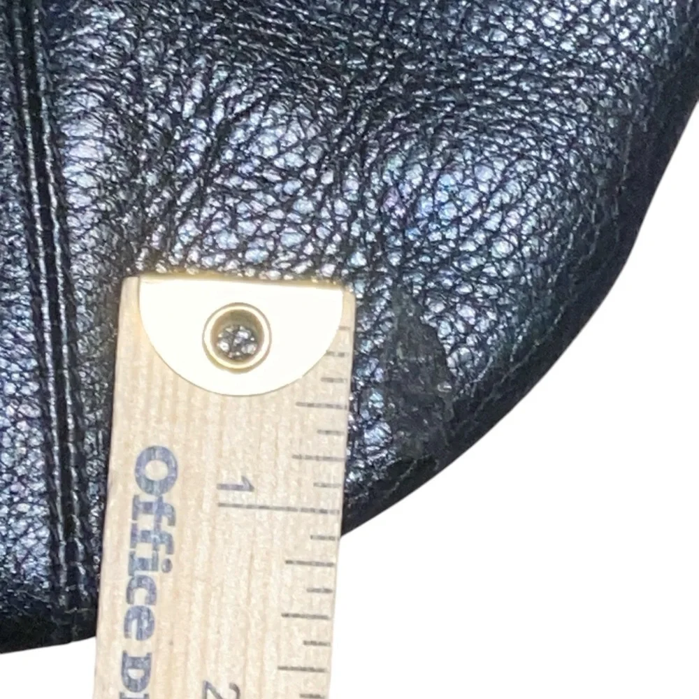 Vintage pebbled leather GUESS bag in black